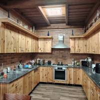 Ócsa, 2 generációs családi ház+ MŰHELY + TELEPHELY eladó!