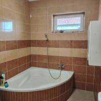 Ócsa, 2 generációs családi ház+ MŰHELY + TELEPHELY eladó!