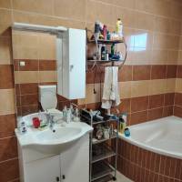 Ócsa, 2 generációs családi ház+ MŰHELY + TELEPHELY eladó!