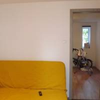 Dömsöd, Duna-parton kertes, 2 hálószobás, felújított szép hétvégi ház eladó