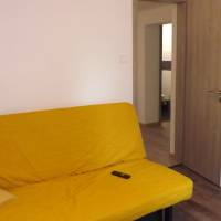 Dömsöd, Duna-parton kertes, 2 hálószobás, felújított szép hétvégi ház eladó