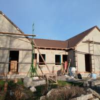 Külön bejáratos ikerház eladó Dabas központi részén!