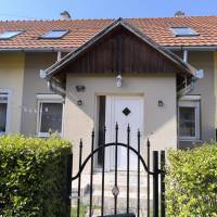 Eladó felújított, tetőteres sorházi lakás Nagykőrös egyik legkedveltebb részén!