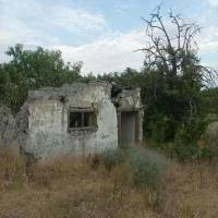 Csemő, TANYAHELY eladó  LAKÓKOCSIVAL!