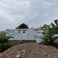 Dánszentmiklóson ikerház 81nm, 3 szoba nappalis vált eladóvá.