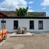 Belvárosban 2 hálószobás téglalakás udvarrésszel eladó