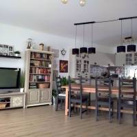 Dabas központi részén igényes, napelemes ikerházfél eladó!