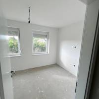 Dabas Központi részén társas házi lakás kis telekkel, várja új tulajdonosát!